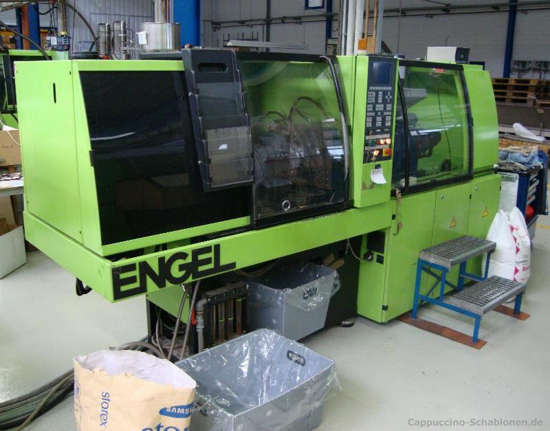 Spritzgussmaschine f&uuml;r Kunststoff-Schablonen